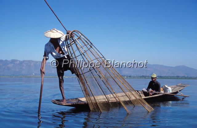 birmanie 06.JPG - Pecheurs Intha sur le lac InleBirmanie (Myanmar)